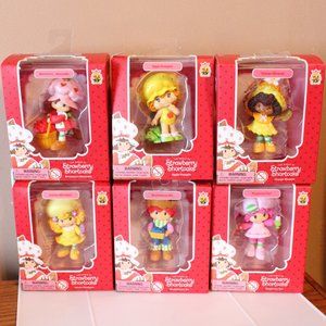- Strawberry Shortcake Figurines Set of 6 TLS Toys 2023